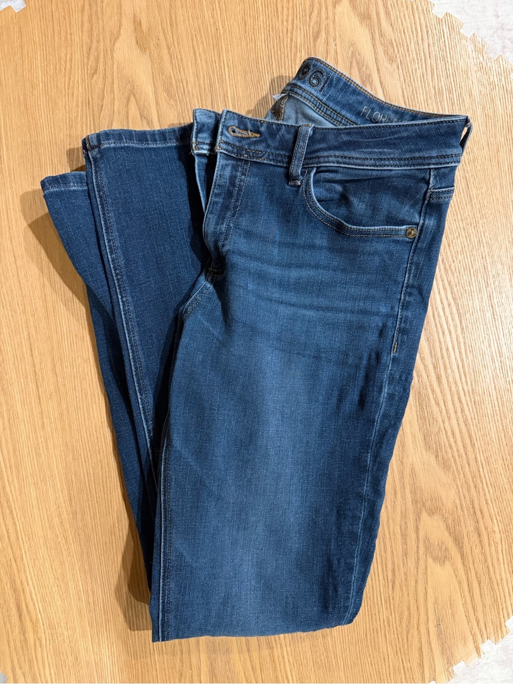 DL1961 - Florence Denim